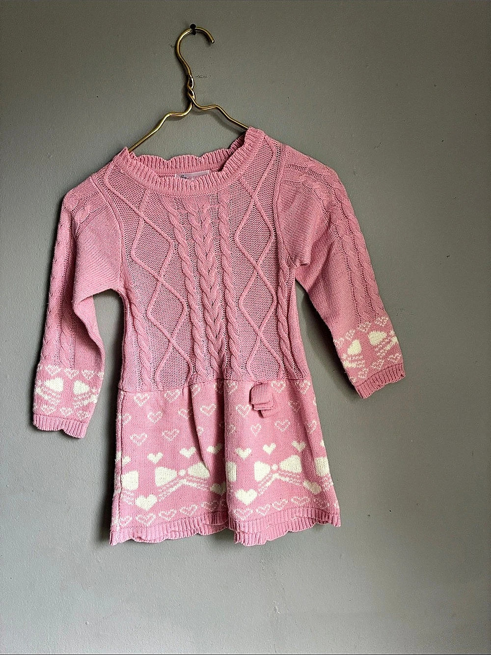 Love to be loved Girls Pink & White Knit Dress Size 6 Like New
